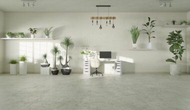 Kamer met veel planten en een werkplek
